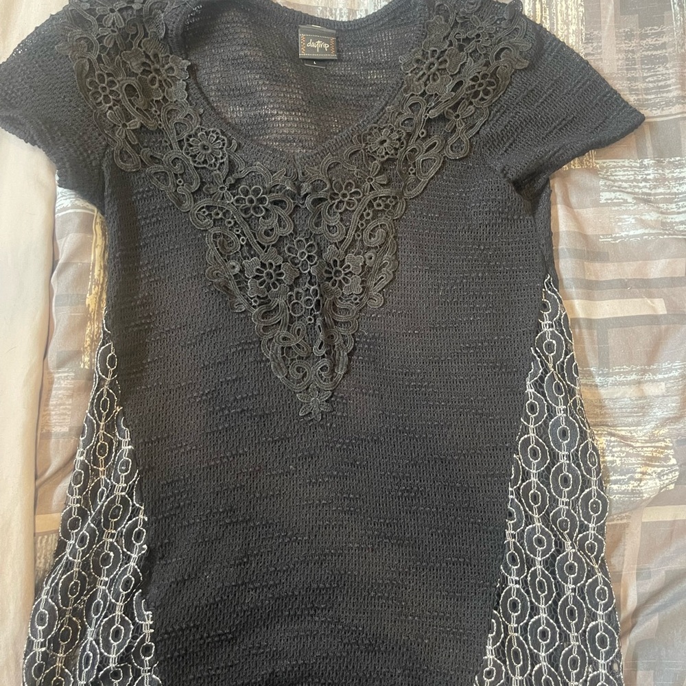 Day trip shirt from buckle size large